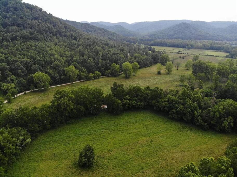 Secluded Cabin On Red Haven Farm Irvine Εξωτερικό φωτογραφία